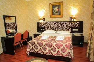 Гостиница Rosa Del Viento Туапсе Стандартный трехместный номер-8